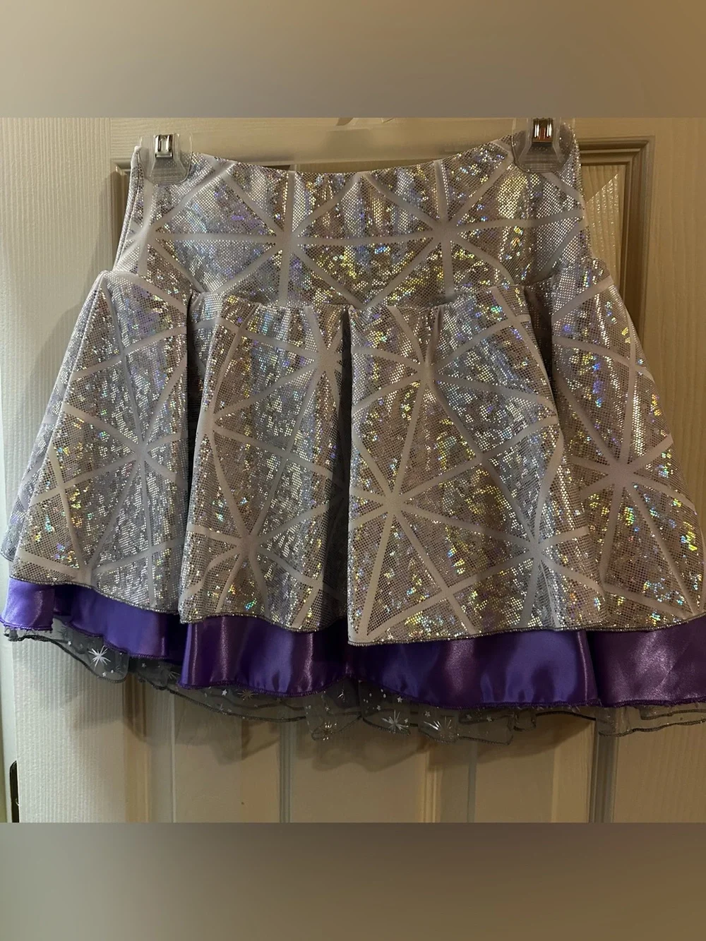Spaceship Earth iGlow Running Skirt Small - Picture 1 of 6
